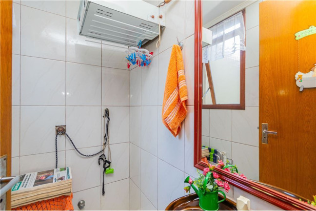Imagem Imóvel com 2 Quartos à Venda, em Santa Tereza - Porto Alegre Imagem Imóvel com 2 Quartos à Venda, em Santa Tereza - Porto Alegre