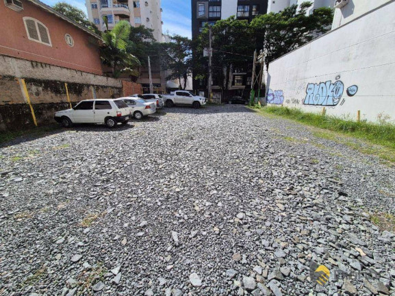 Imagem Terreno à Venda, 813 m² em Victor Konder - Blumenau Imagem Terreno à Venda, 813 m² em Victor Konder - Blumenau