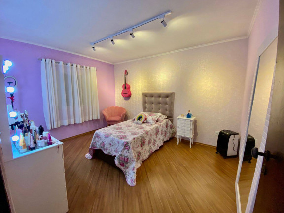 Imagem Casa com 5 Quartos à Venda, 200 m² em Jardim Do Estádio - Santo André Imagem Casa com 5 Quartos à Venda, 200 m² em Jardim Do Estádio - Santo André