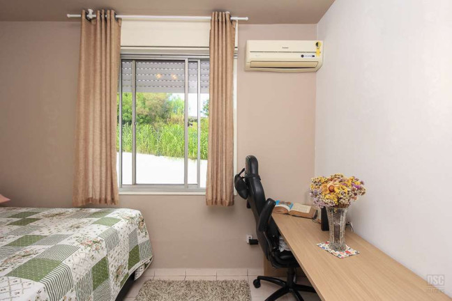 Imagem Apartamento com 2 Quartos à Venda, 50 m² em Vila Nova - Porto Alegre Imagem Apartamento com 2 Quartos à Venda, 50 m² em Vila Nova - Porto Alegre