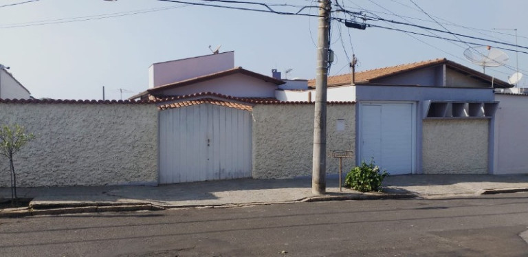 Casa com 4 Quartos à Venda, 255 m² em Jardim Bandeirantes - Salto