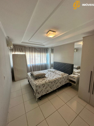 Imagem Casa com 5 Quartos à Venda, 228 m² em Conde Vila Verde - Camboriú Imagem Casa com 5 Quartos à Venda, 228 m² em Conde Vila Verde - Camboriú