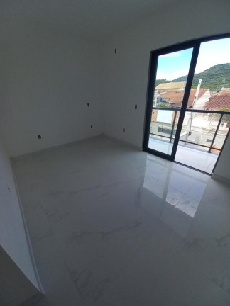 Imagem Casa com 2 Quartos à Venda, 85 m² em São Sebastião - Palhoça