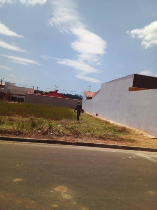 Imagem Terreno à Venda, 250 m² em Adonai - Porangaba Imagem Terreno à Venda, 250 m² em Adonai - Porangaba