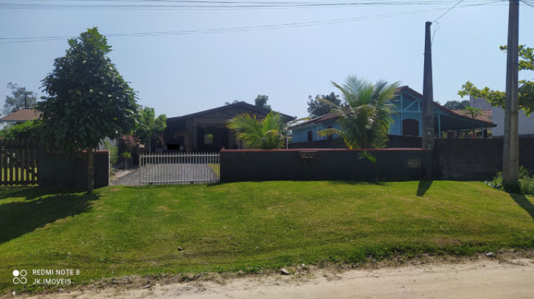 Imagem Casa com 2 Quartos à Venda, 90 m² em Balneário Cambiju - Itapoá Imagem Casa com 2 Quartos à Venda, 90 m² em Balneário Cambiju - Itapoá