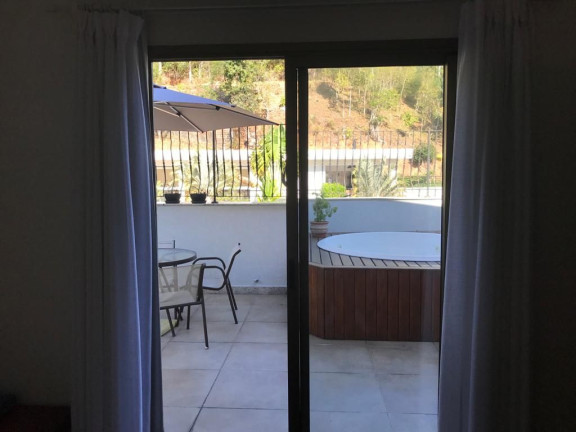 Imagem Cobertura com 3 Quartos à Venda, 227 m² em Várzea - Teresópolis Imagem Cobertura com 3 Quartos à Venda, 227 m² em Várzea - Teresópolis