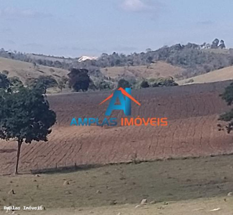 Fazenda à Venda, 37 m² em Rural - Itaúna