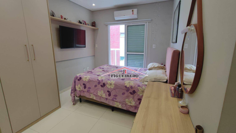 Imagem Apartamento com 4 Quartos à Venda, 156 m² em Canto Do Forte - Praia Grande