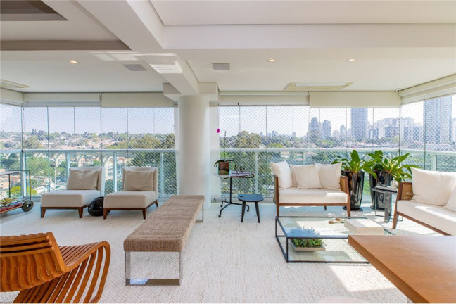 Imagem Apartamento com 4 Quartos à Venda, 251 m² em Campo Belo - São Paulo