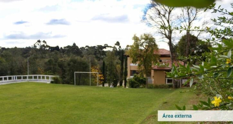 Imagem Casa à Venda, em Campo Largo - Curitiba Imagem Casa à Venda, em Campo Largo - Curitiba