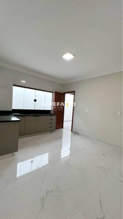 Casa com 3 Quartos à Venda, 143 m²
