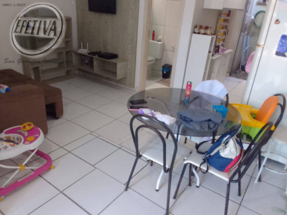 Imagem Casa com 2 Quartos à Venda, 48 m² em Saint Etiene - Matinhos