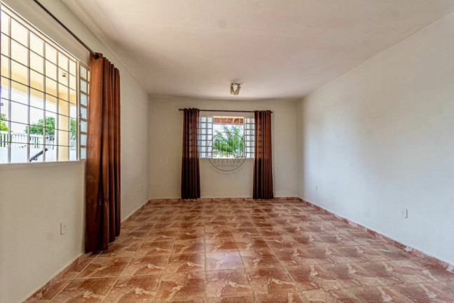 Imagem Casa com 5 Quartos à Venda, 475 m² em Setor Habitacional Arniqueira (águas Claras) - Brasília
