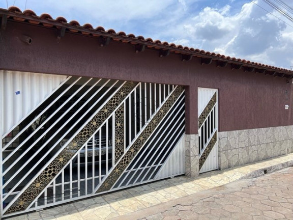 Imagem Casa com 3 Quartos à Venda, 150 m² em Samambaia Norte (samambaia) - Brasília Imagem Casa com 3 Quartos à Venda, 150 m² em Samambaia Norte (samambaia) - Brasília