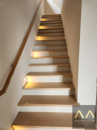 Imagem Casa com 4 Quartos à Venda, 364 m² em Alphaville - Santana De Parnaíba Imagem Casa com 4 Quartos à Venda, 364 m² em Alphaville - Santana De Parnaíba