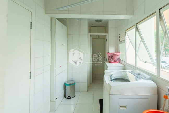 Imagem Apartamento com 3 Quartos à Venda, 210 m² em Moema - São Paulo Imagem Apartamento com 3 Quartos à Venda, 210 m² em Moema - São Paulo