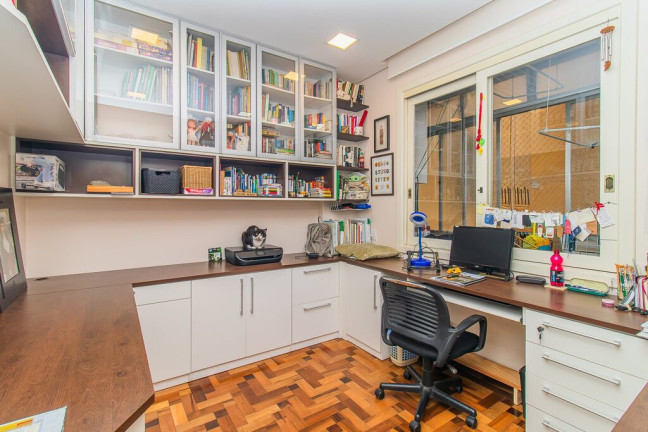 Imagem Apartamento com 3 Quartos à Venda, 126 m² em Bom Fim - Porto Alegre Imagem Apartamento com 3 Quartos à Venda, 126 m² em Bom Fim - Porto Alegre