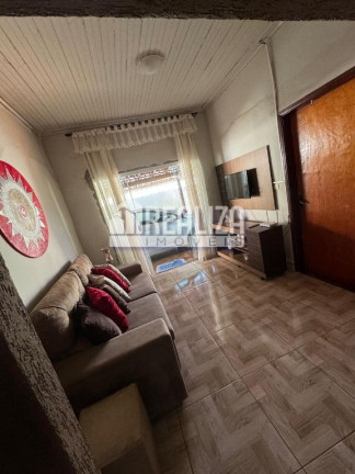 Casa com 4 Quartos à Venda, 300 m² em Leblon - Uberaba