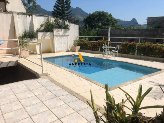 Casa com 7 Quartos à Venda, 318 m² em Tijuca - Rio De Janeiro