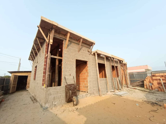 Casa com 2 Quartos à Venda,  em Oasis - Tramandaí