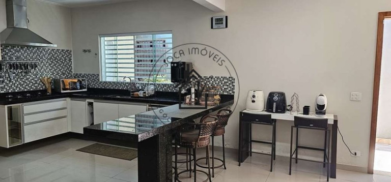 Imagem Casa de Condomínio com 3 Quartos à Venda, 358 m² em Chácara Vale Do Rio Cotia - Carapicuíba