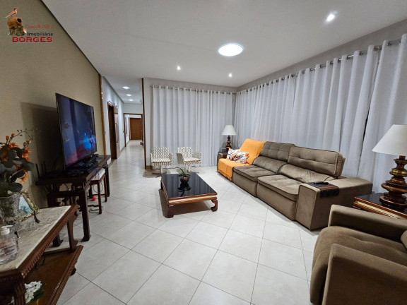 Casa com 4 Quartos à Venda, 230 m² em Brooklin - São Paulo