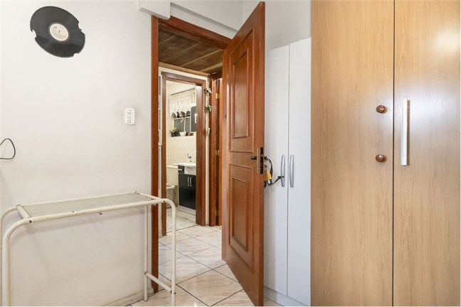 Imagem Apartamento com 2 Quartos à Venda, 65 m² em Azenha - Porto Alegre