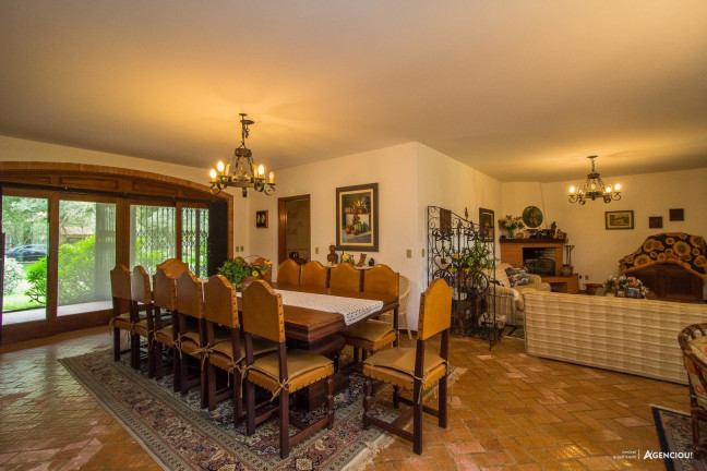 Imagem Casa com 5 Quartos à Venda, 207.606 m² em Tarumã - Viamão