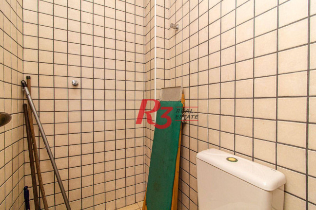 Imagem Casa com 3 Quartos à Venda, 180 m² em Boqueirão - Santos Imagem Casa com 3 Quartos à Venda, 180 m² em Boqueirão - Santos