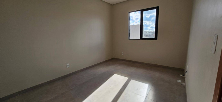 Imagem Sobrado com 3 Quartos à Venda, 180 m² em Recanto Tropical - Cascavel Imagem Sobrado com 3 Quartos à Venda, 180 m² em Recanto Tropical - Cascavel