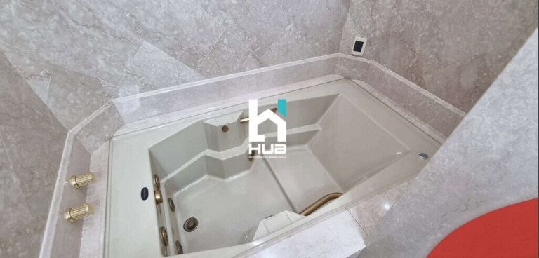 Imagem Apartamento com 3 Quartos à Venda, 274 m²