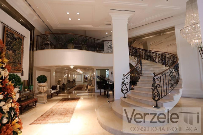 Imagem Apartamento com 4 Quartos à Venda, 316 m² em Centro - Balneário Camboriú