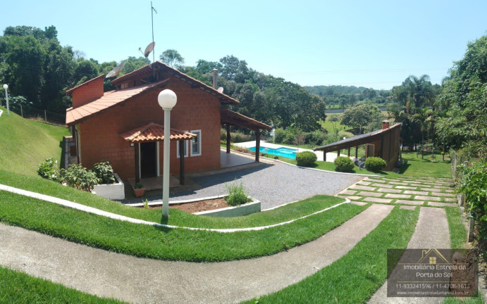 Imagem Casa com 3 Quartos à Venda, 250 m² em Centro - Ibiúna