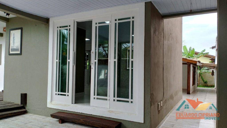 Imagem Casa com 3 Quartos à Venda ou Locação, 390 m² em Pontal De Santa Marina - Caraguatatuba Imagem Casa com 3 Quartos à Venda ou Locação, 390 m² em Pontal De Santa Marina - Caraguatatuba