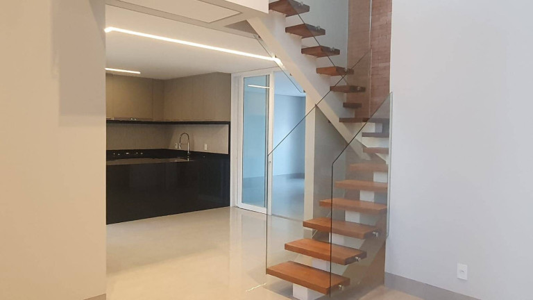 Imagem Casa com 3 Quartos à Venda, 250 m² em Jardim Esmeralda - Marília Imagem Casa com 3 Quartos à Venda, 250 m² em Jardim Esmeralda - Marília