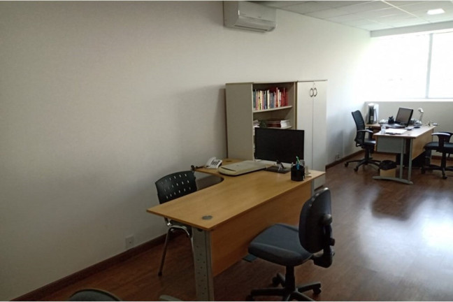 Sala Comercial à Venda, 44 m² em Jardim Caboré - São Paulo