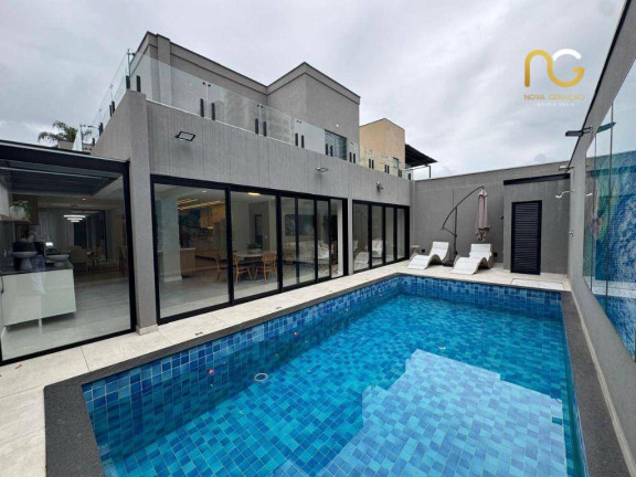 Imagem Casa com 3 Quartos à Venda, 425 m² em Canto Do Forte - Praia Grande Imagem Casa com 3 Quartos à Venda, 425 m² em Canto Do Forte - Praia Grande