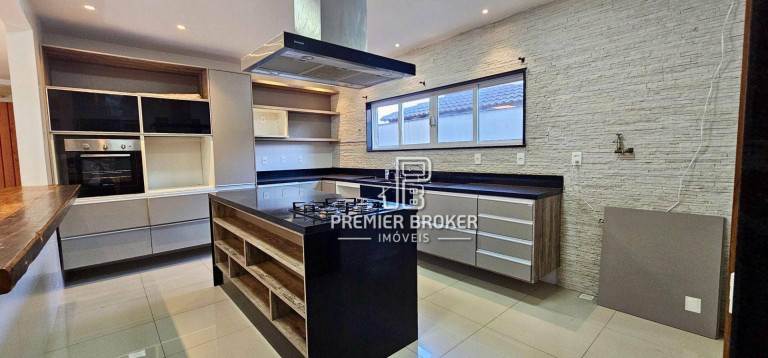 Imagem Casa com 3 Quartos à Venda, 248 m² em Vargem Grande - Teresópolis