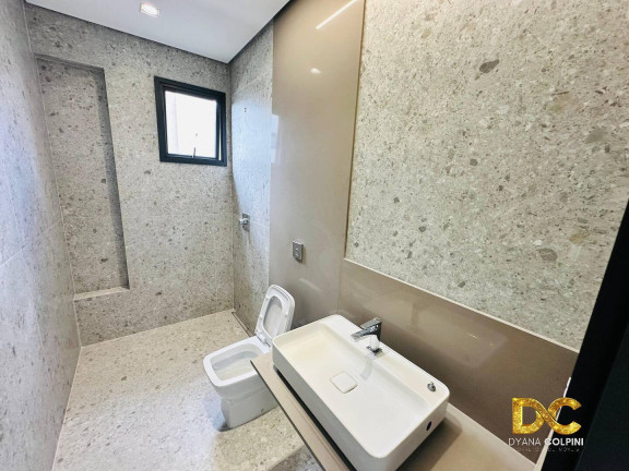 Imagem Casa com 3 Quartos à Venda, 235 m² em Santa Rosa - Cuiabá