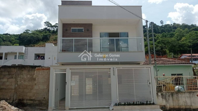 Apartamento com 3 Quartos para Alugar, 250 m² em Bela Vista - Mantena