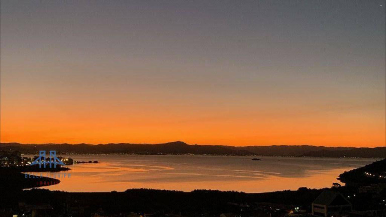 Imagem Apartamento com 1 Quarto à Venda, 56 m² em Itacorubi - Florianópolis