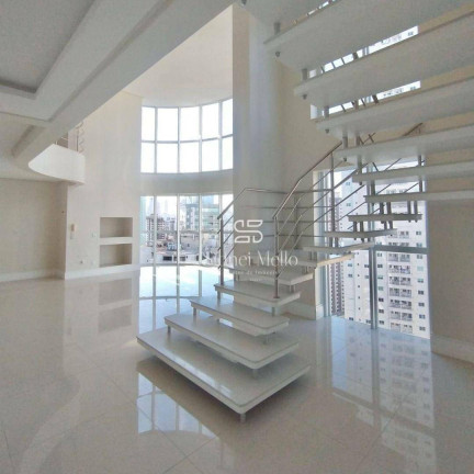 Imagem Imóvel com 4 Quartos à Venda, 239 m² em Quadra Mar Centro - Balneário Camboriú