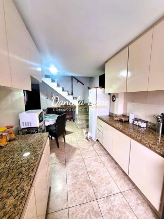 Imagem Sobrado com 3 Quartos à Venda, 263 m² em Vila Bastos - Santo André
