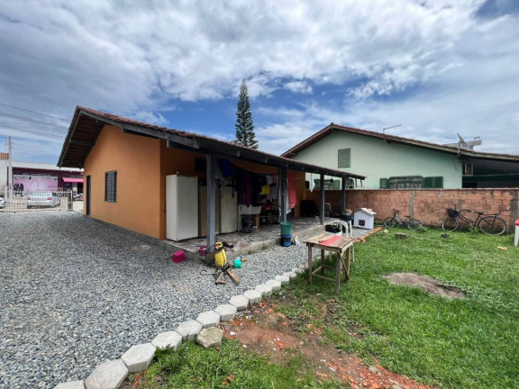 Imagem Casa com 2 Quartos à Venda, 90 m² em Centro - Balneário Barra Do Sul