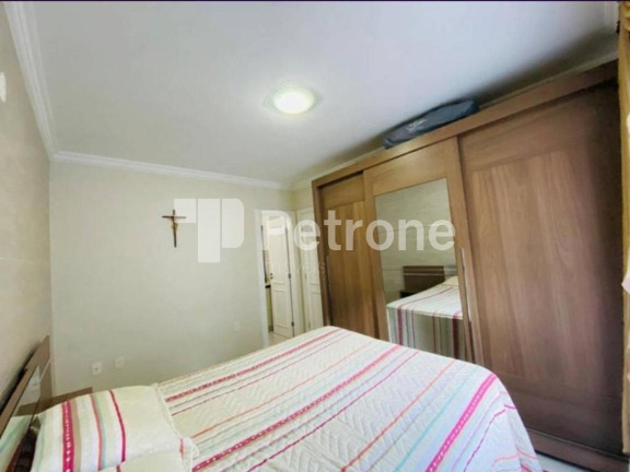 Imagem Casa com 3 Quartos à Venda, 340 m² em Calheiros - Governador Celso Ramos