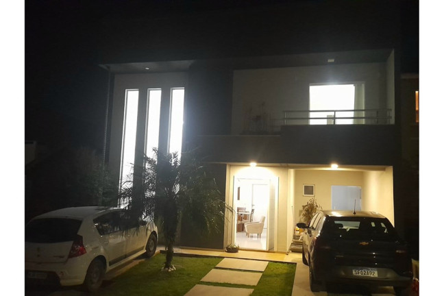 Imagem Casa com 3 Quartos à Venda, 218 m² em Pilarzinho - Curitiba