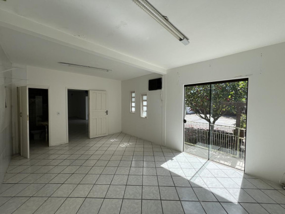 Imagem Casa com 3 Quartos à Venda, 228 m² em São João Do Rio Vermelho - Florianópolis Imagem Casa com 3 Quartos à Venda, 228 m² em São João Do Rio Vermelho - Florianópolis