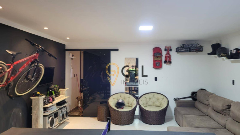 Imagem Sobrado com 3 Quartos à Venda, 230 m² em Jardim Jacinto - Jacareí