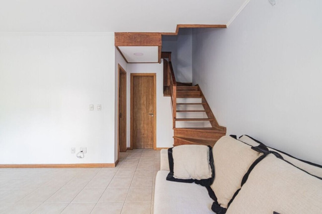 Imagem Casa de Condomínio com 3 Quartos à Venda, 132 m² em Espírito Santo - Porto Alegre