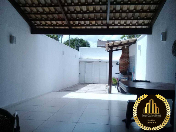Imagem Casa com 3 Quartos à Venda,  em Urucunema - Eusébio